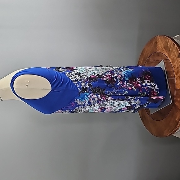 Bebe Beautiful Mini Dress With Sheer  Print Design | Size M - Picture 2 of 6